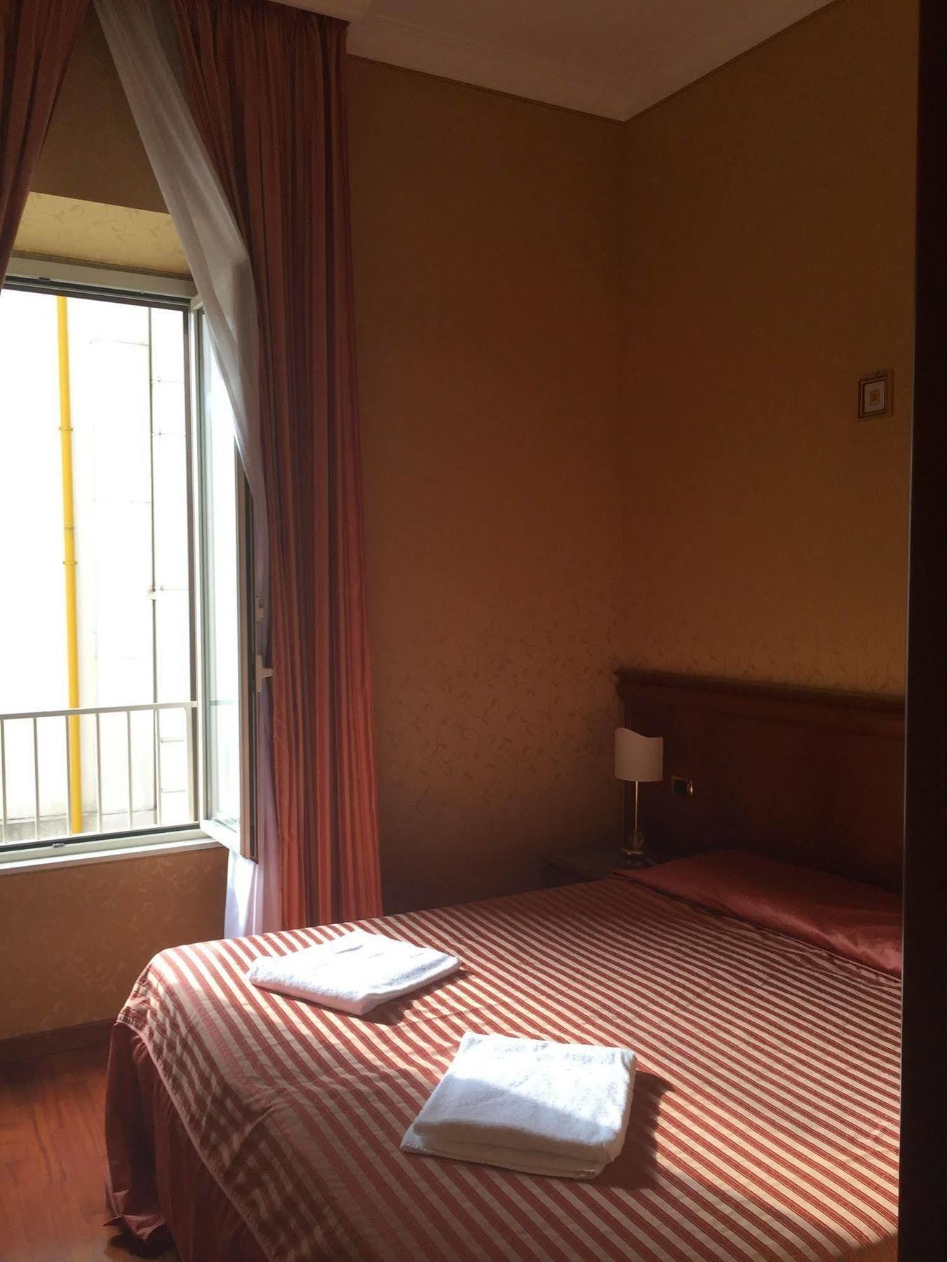 Hotel Divine Rome Bagian luar foto