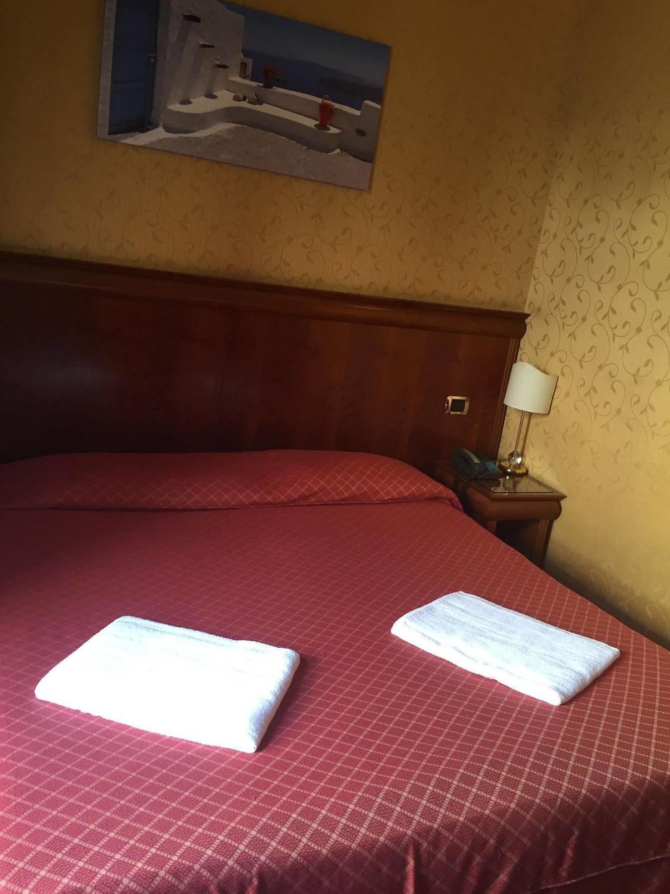 Hotel Divine Rome Bagian luar foto