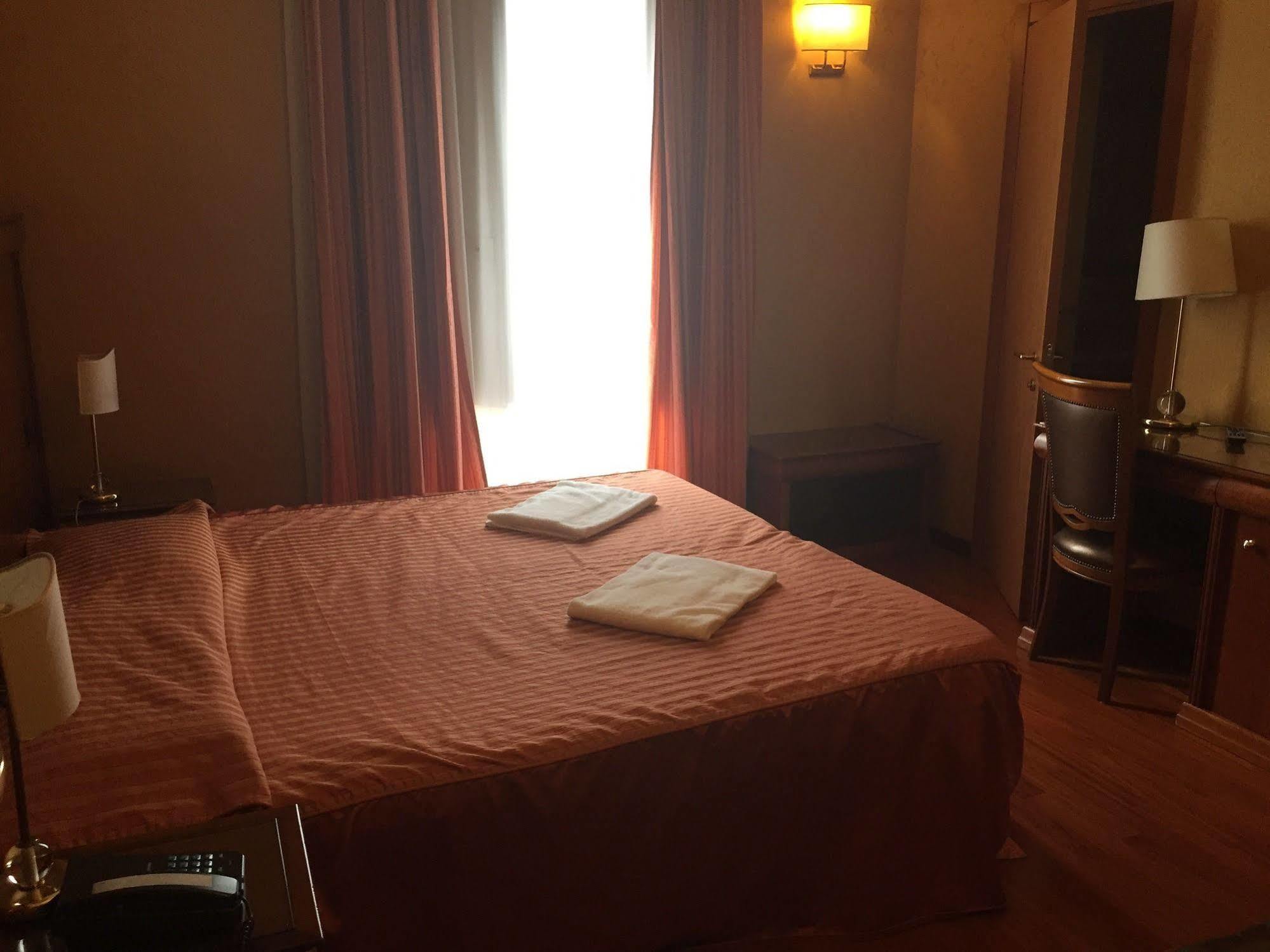 Hotel Divine Rome Bagian luar foto